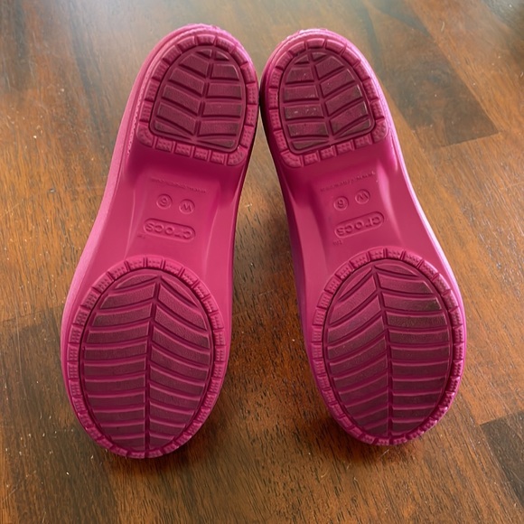 Crocs Chelsea boots (sz 6) - Picture 4 of 7